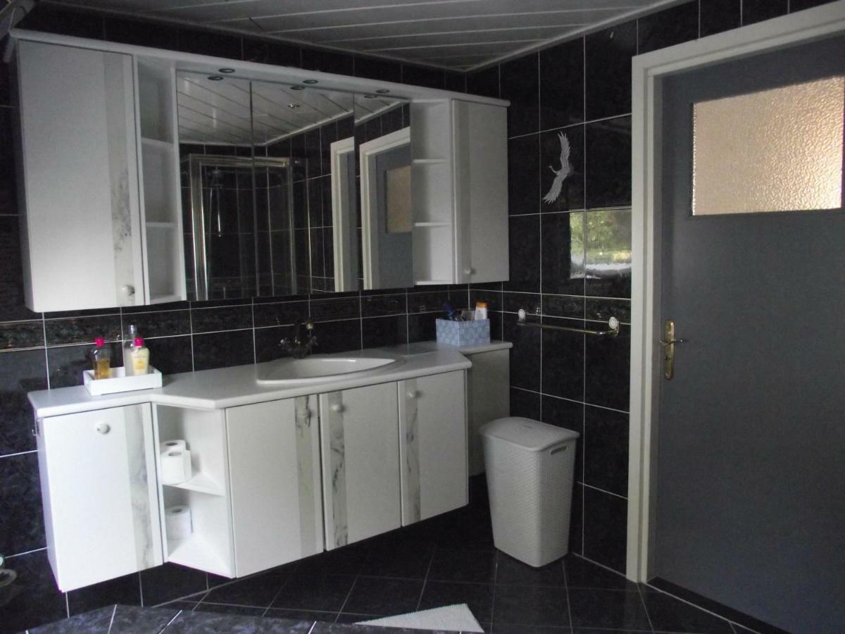 B&B Landgoed Sonneborghe Kollumerzwaag Kültér fotó